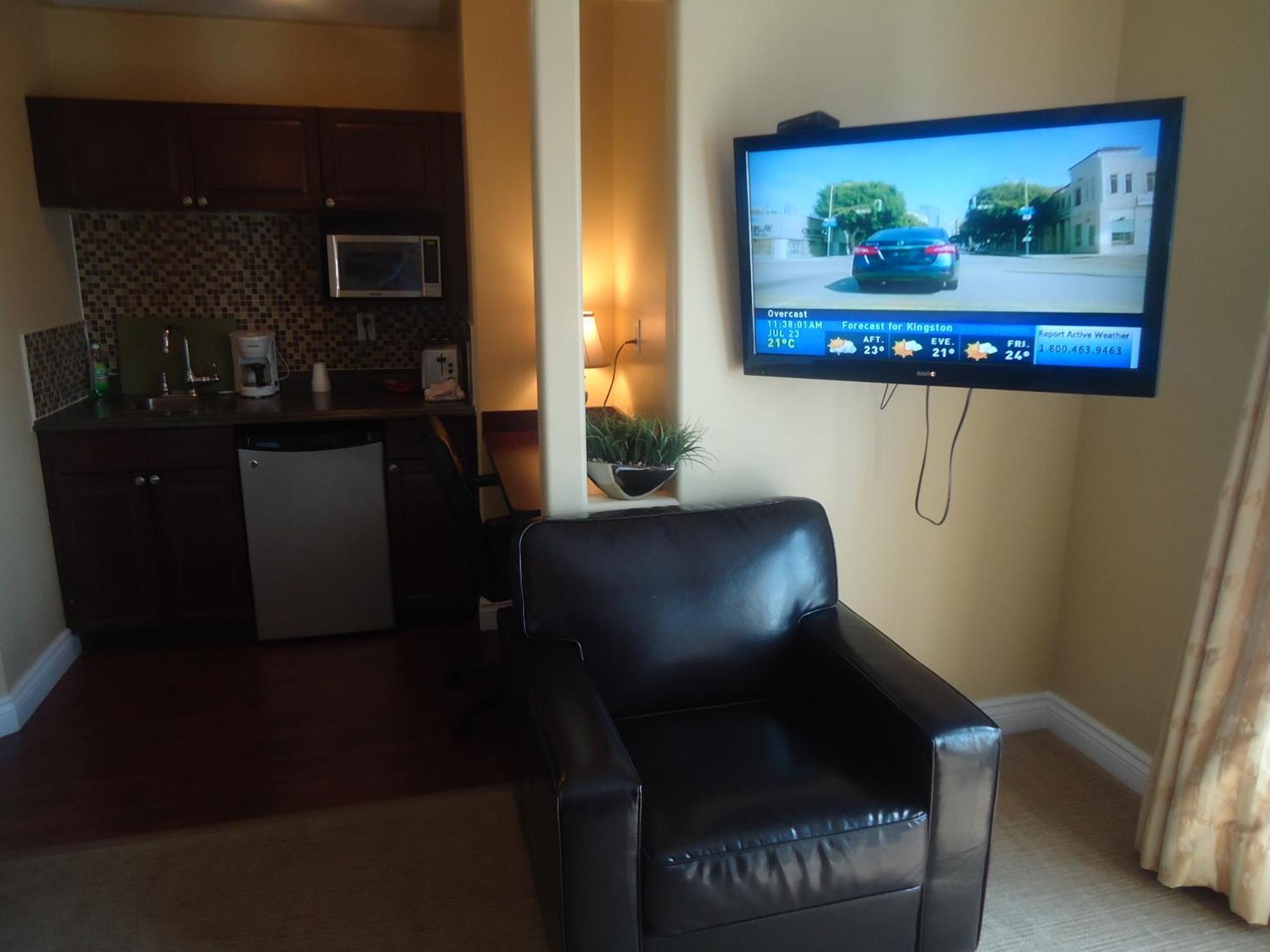 Bayside Inn & Waterfront Suites Kingston Bilik gambar